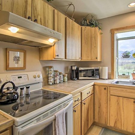 Airy Emigrant Townhome With Sweeping Mtn Views! ภายนอก รูปภาพ